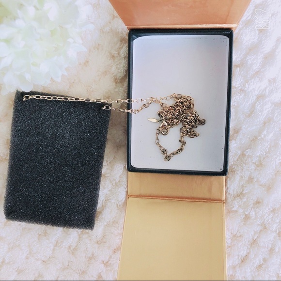 Avon Signature 14.0” Long Pendant Necklace Gold . - Picture 4 of 8